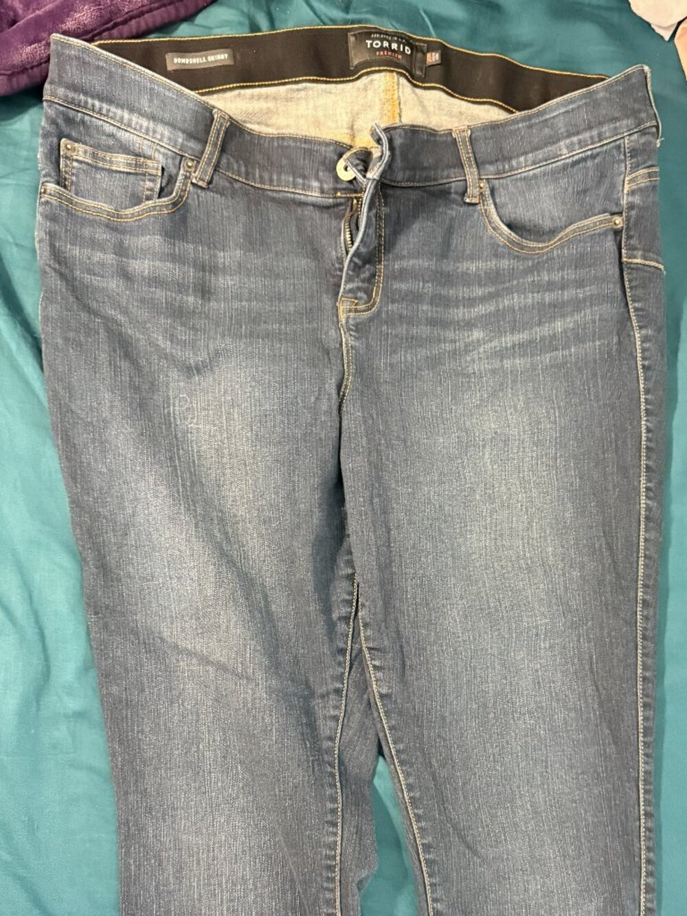 Torrid Bombshell Skinny Premium Stretch Skinny Jeans Medium Wash 20r